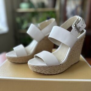 NEW MICHAEL Michael Kors Wedge Platform Sandals